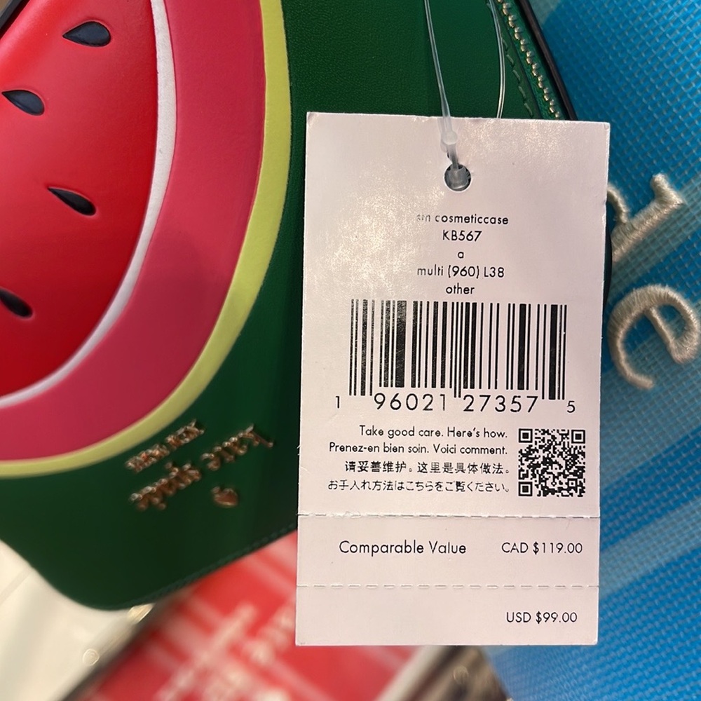 Kate Spade Watermelon Small Cosmetic Case
COLOR:
Multi
NWT - Picture 2 of 16